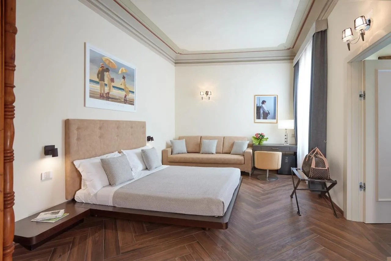 Residenza Mondragone Bed & Breakfast Florence Italy